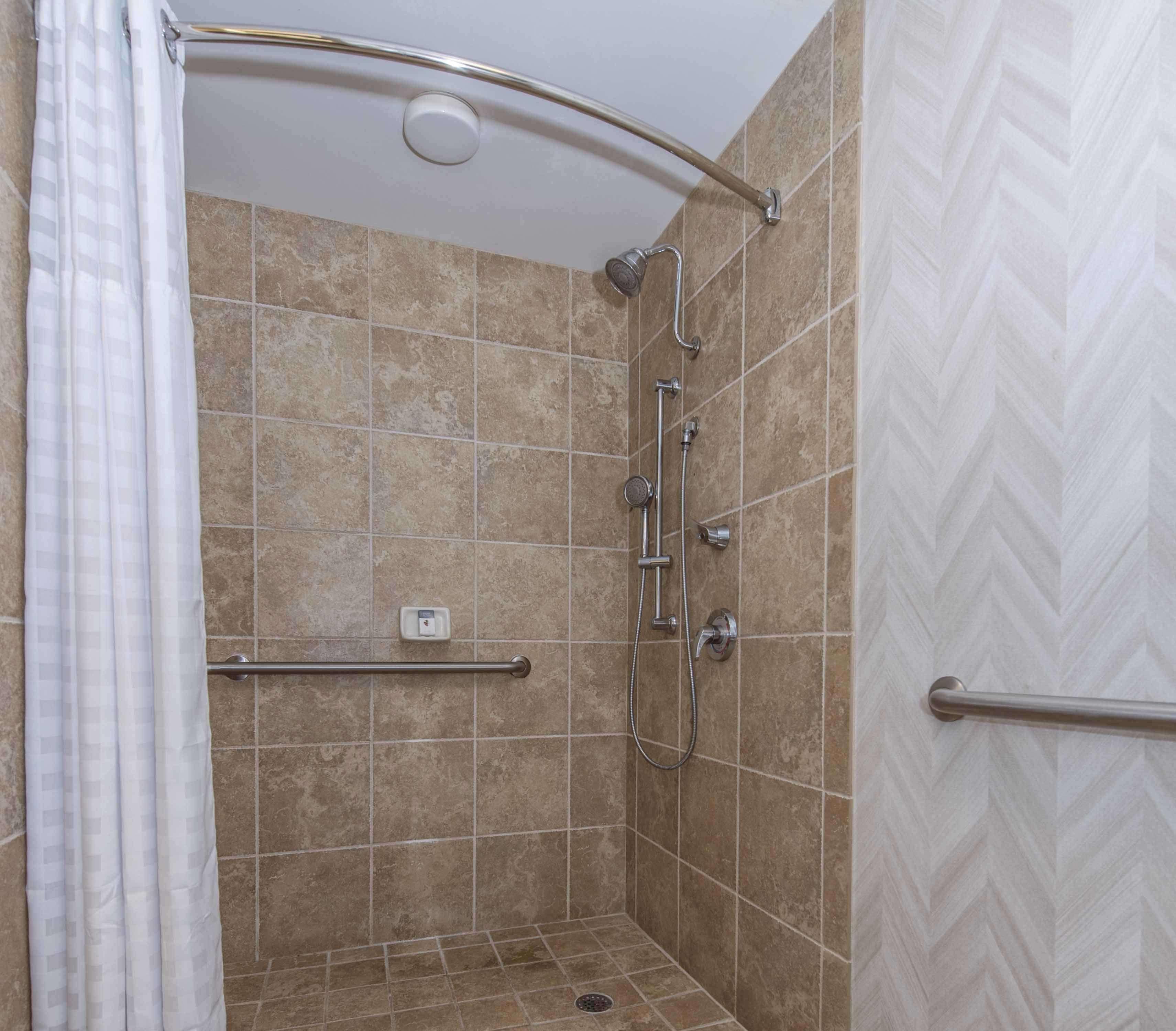 Doubletree By Hilton North Charleston - Convention Center Hotel Екстериор снимка