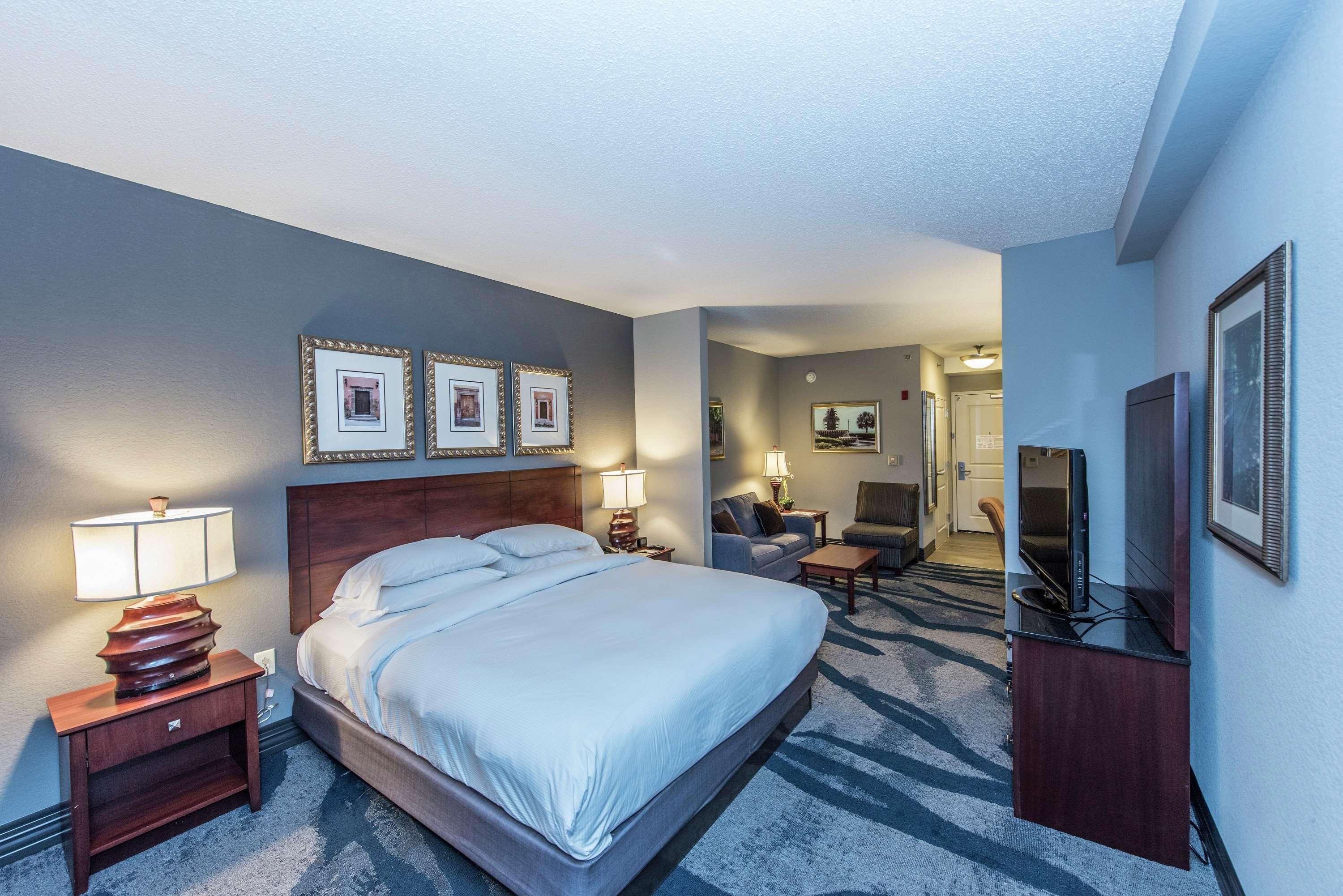 Doubletree By Hilton North Charleston - Convention Center Hotel Екстериор снимка