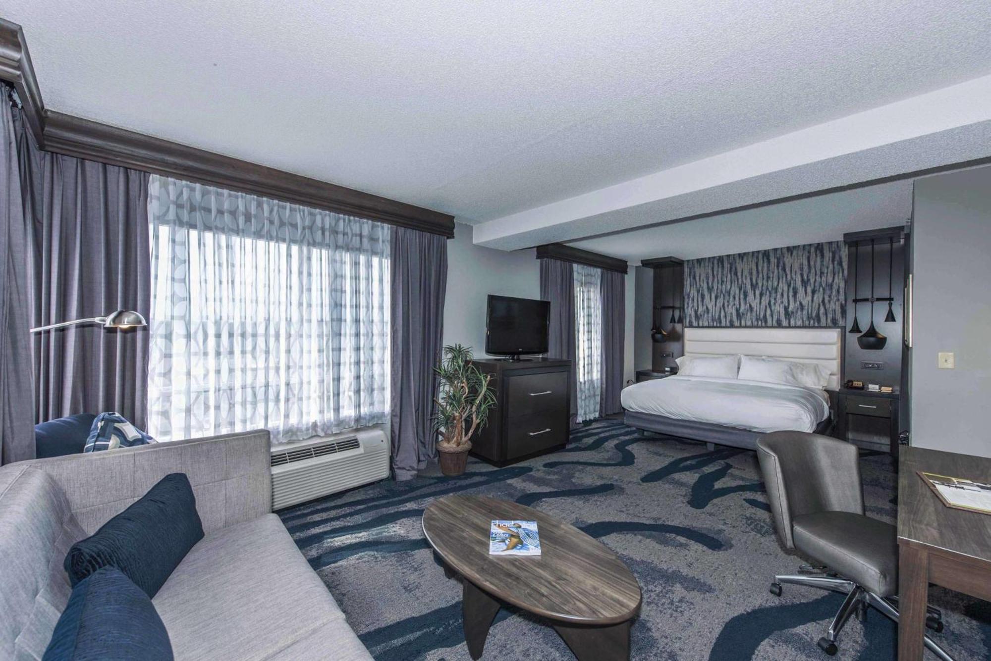 Doubletree By Hilton North Charleston - Convention Center Hotel Екстериор снимка